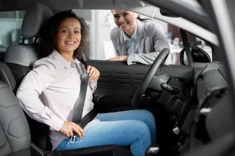 Symbolbild zum Beitrag Ein verantwortungsvoller Fahrer werden: Ein Leitfaden für sicheres und ethisches Fahren